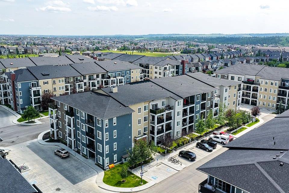 1st image of 151 W Legacy Main St SE #5212