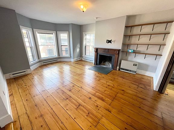 3rd image of 194 W High St #2