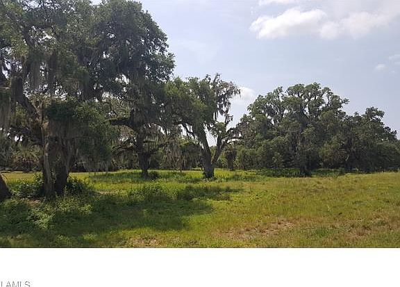 4th image of 4006 Oak Haven Dr