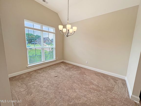 4th image of 4580 Spike Ln