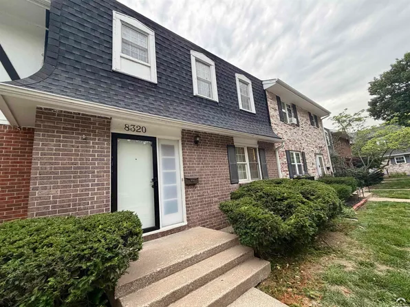 8320 Hadley St, Overland Park, KS 66212