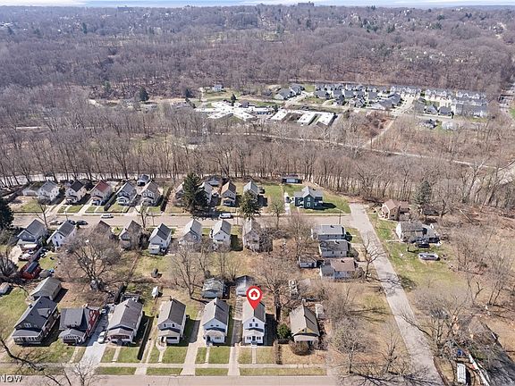 2nd image of 462 Spaulding St