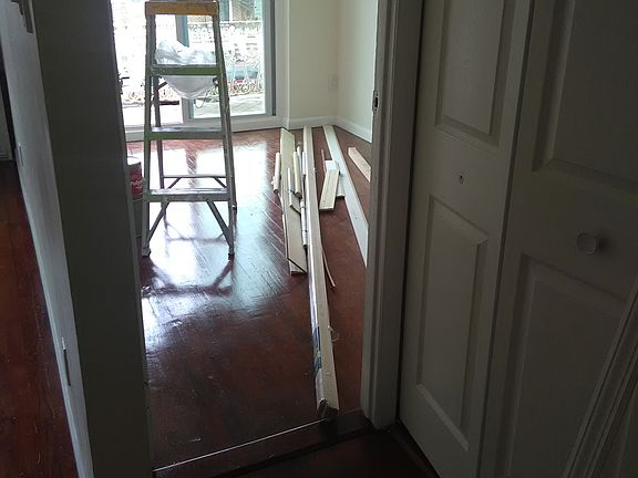 4th image of 1134 E 86th St