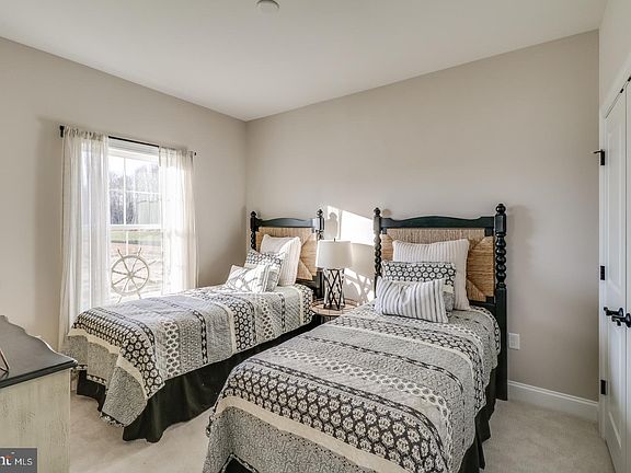 5th image of 22678 Terri Ln #121