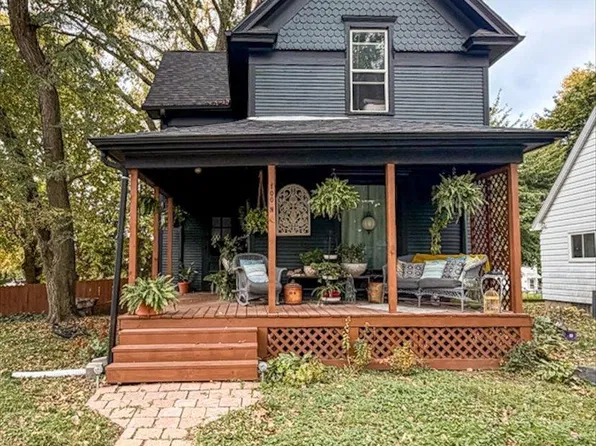 100 N Russell St, Denver, IA 50622