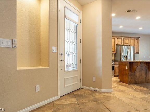 4th image of 5333 Hollymead Dr