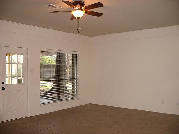 2nd image of 132 Royal Oaks St