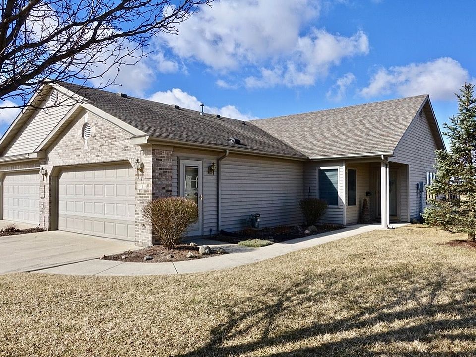 1st image of 13 Clubview Dr