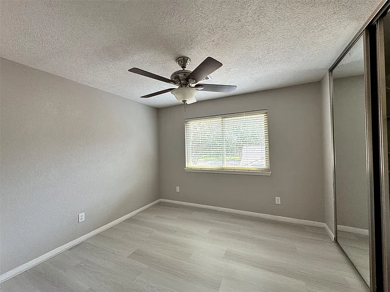 3406 Swift Creek Ct — Photo 27