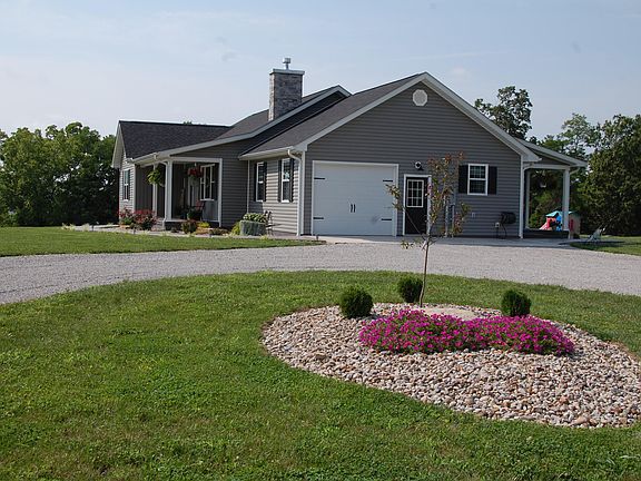 3rd image of 1925 Old Monterey Rd