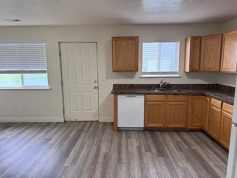 2505 W 450 N #2 — Photo 5