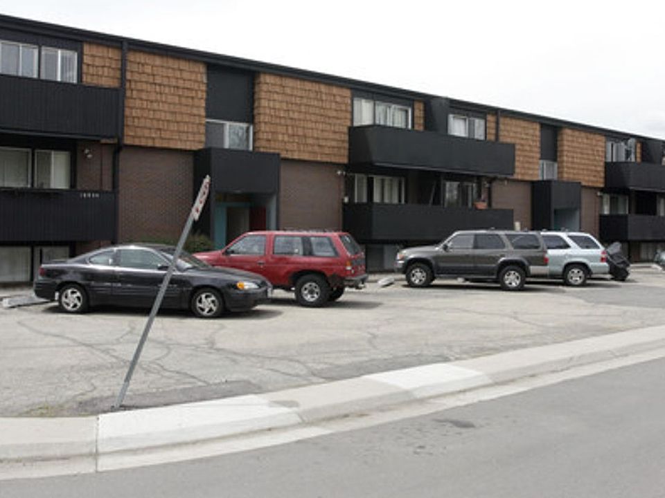 1st image of 10950 W 64th Pl APT 307