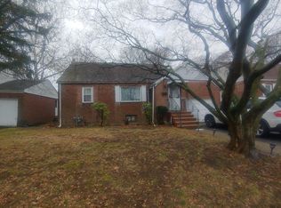 13 Carrelton Dr, Paterson, NJ 07522