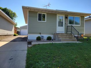 4520 16th Ave NW, Rochester, MN 55901