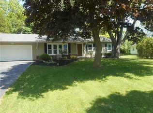 48 Dohrcrest Dr, Rochester, NY 14612