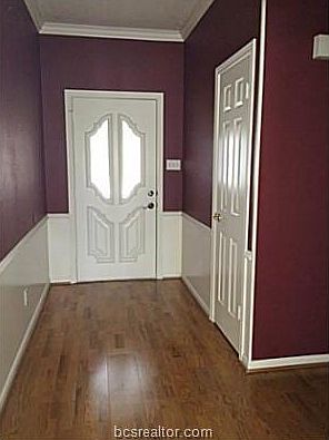 2nd image of 3008 Durango St