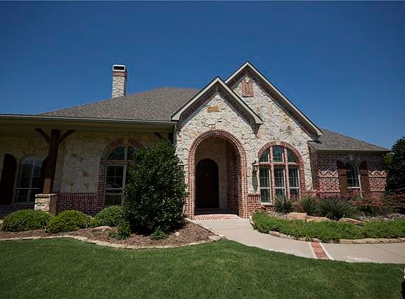 3rd image of 1751 Blue Forest Dr