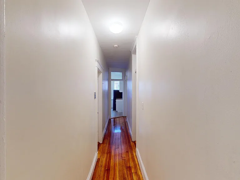 Kelton Street Apartments — Photo 104