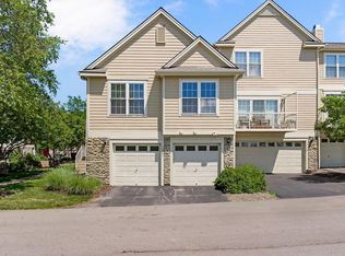 15820 Robinson St, Overland Park, KS 66223