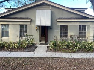 11738 Raintree Dr, Temple Terrace, FL 33617