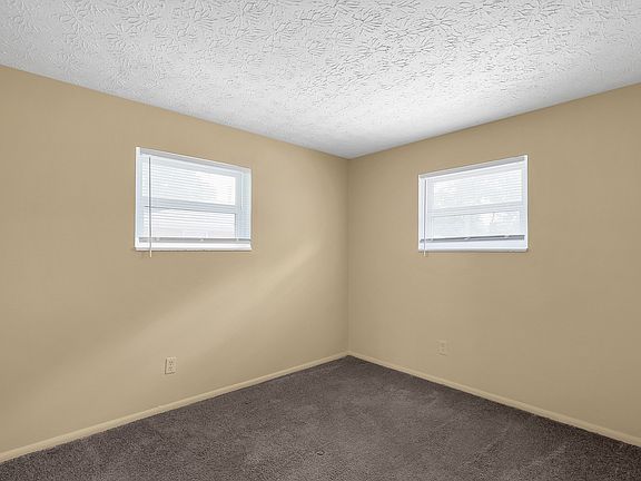 3rd image of 3011 Markham Rd #3011B