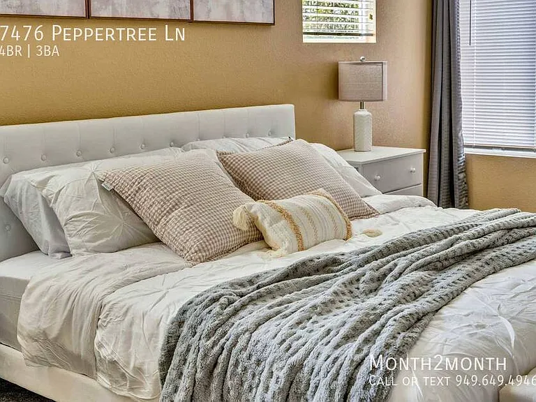 7476 Peppertree Ln — Photo 24