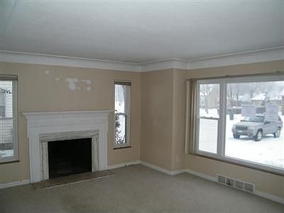 4th image of 286 E 284th St