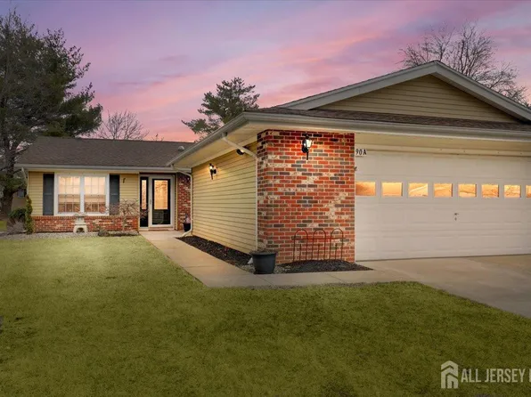 490 Grandin Rd #A, Monroe Township, NJ 08831