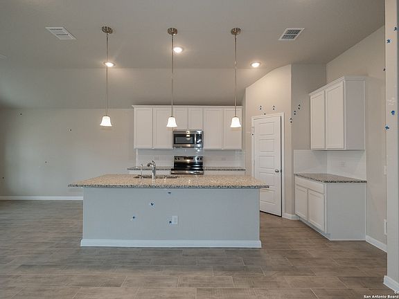 3rd image of 21203 Jordans Ranch Way
