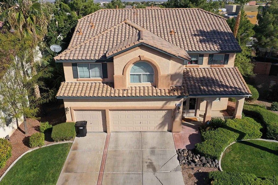 1st image of 2702 Cool Lilac Ave