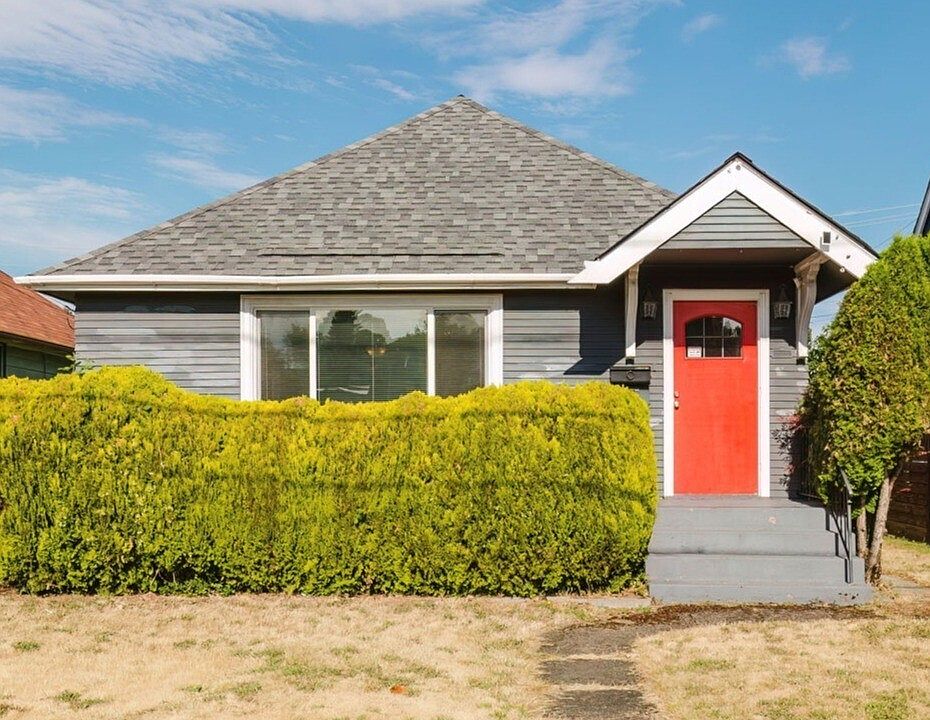1st image of 1108 Warren Avenue
