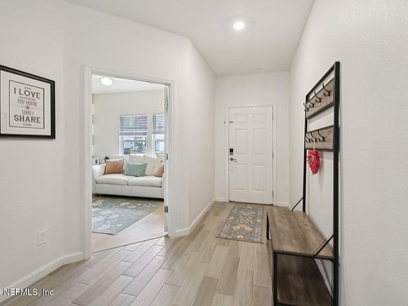 4th image of 160 PURUS Way