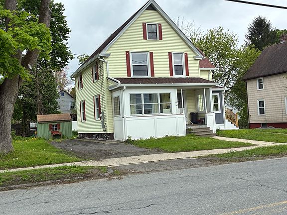 2nd image of 303 Chapman St