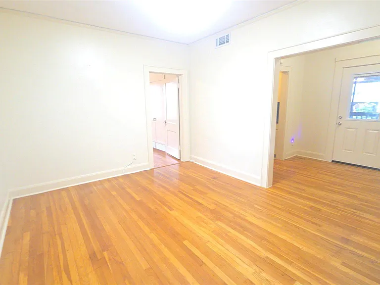 800 San Antonio St #506 — Photo 2