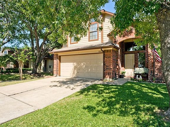 2nd image of 6832 Driffield Cir E