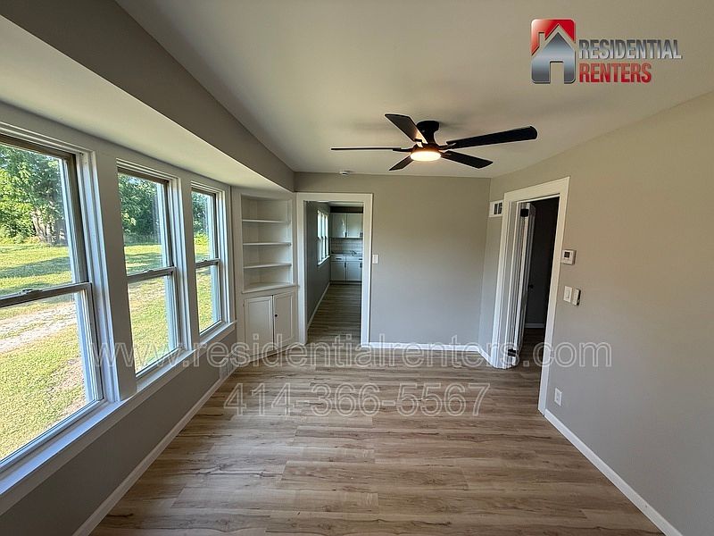 1st image of 3351 N 6th St
