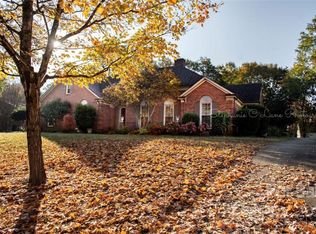 2423 Hamilton Mill Rd, Charlotte, NC 28270