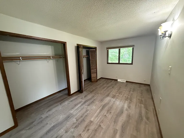 4284 State Road J — Photo 29