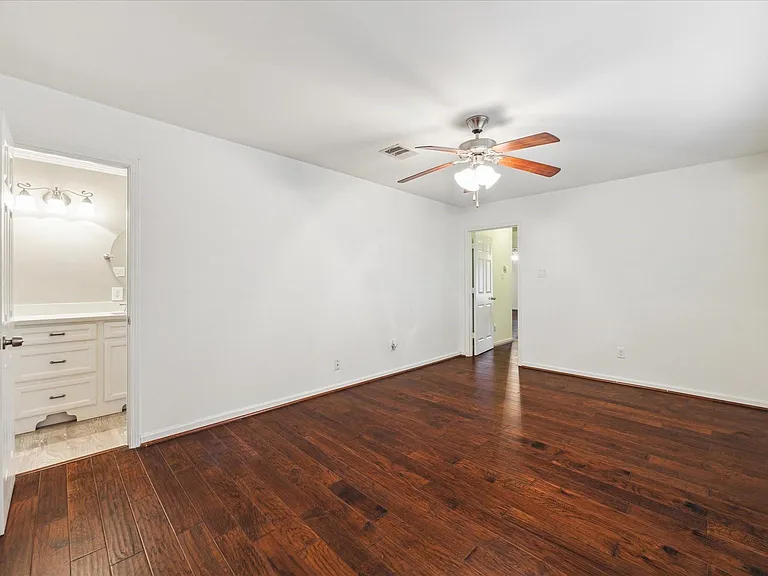 6215 Cheena Dr — Photo 14