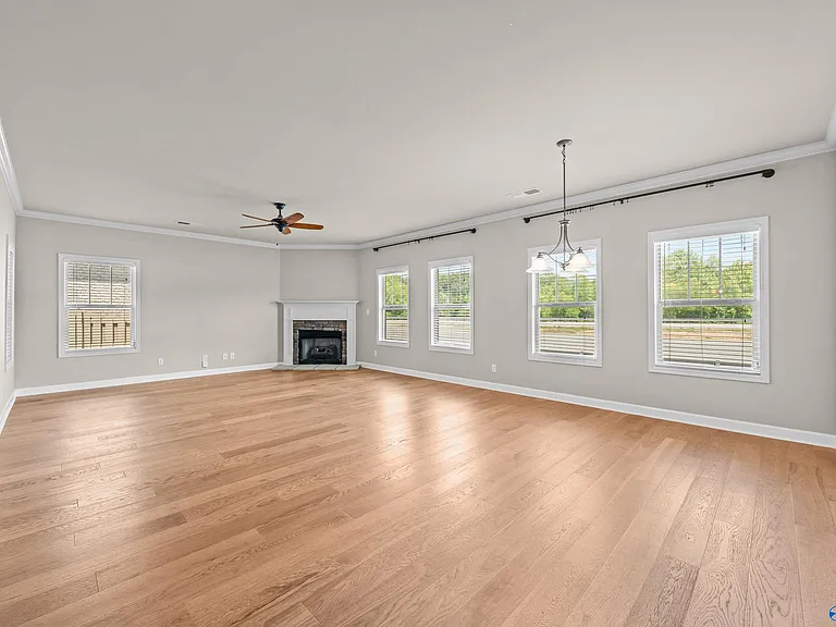 3013 Mallard Point Dr SE — Photo 5