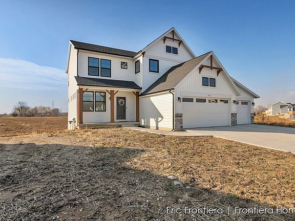 2nd image of 7373 Moorfield Ct SE