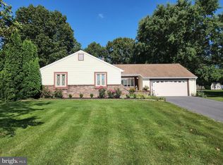 140 Montclair Rd, Gettysburg, PA 17325