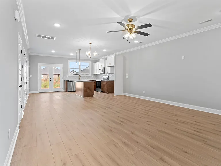 243 Susan Lynn Dr — Photo 7