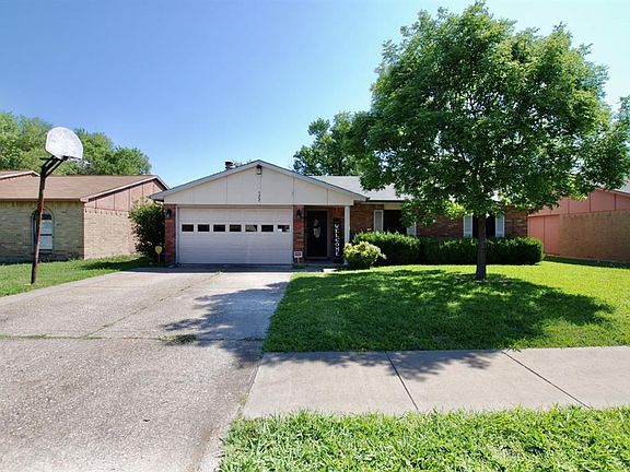 2nd image of 522 Forestwood Dr