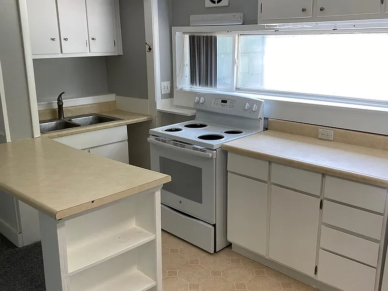 816 W Lovell St #2 — Photo 9