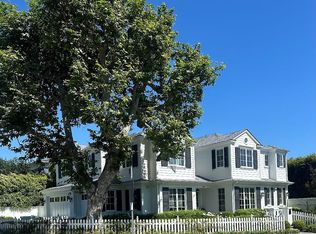 400 Alma Real Dr, Pacific Palisades, CA 90272