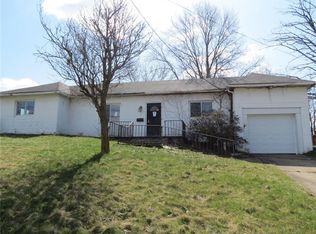 136 Breakneck Ave, Connellsville, PA 15425