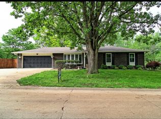 6 Lindenwood Ln, Saint Joseph, MO 64505