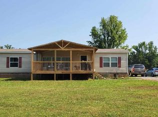 1126 Pleasant Country Rd, Falkville, AL 35622