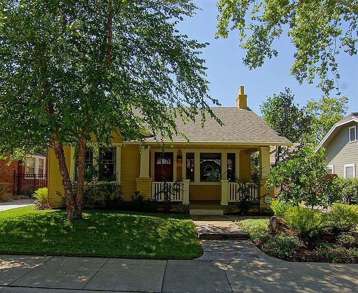 2nd image of 1116 35th St